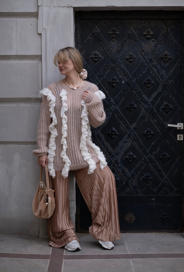 Sweter Eulalia, falbany, super kid moher, jedwab