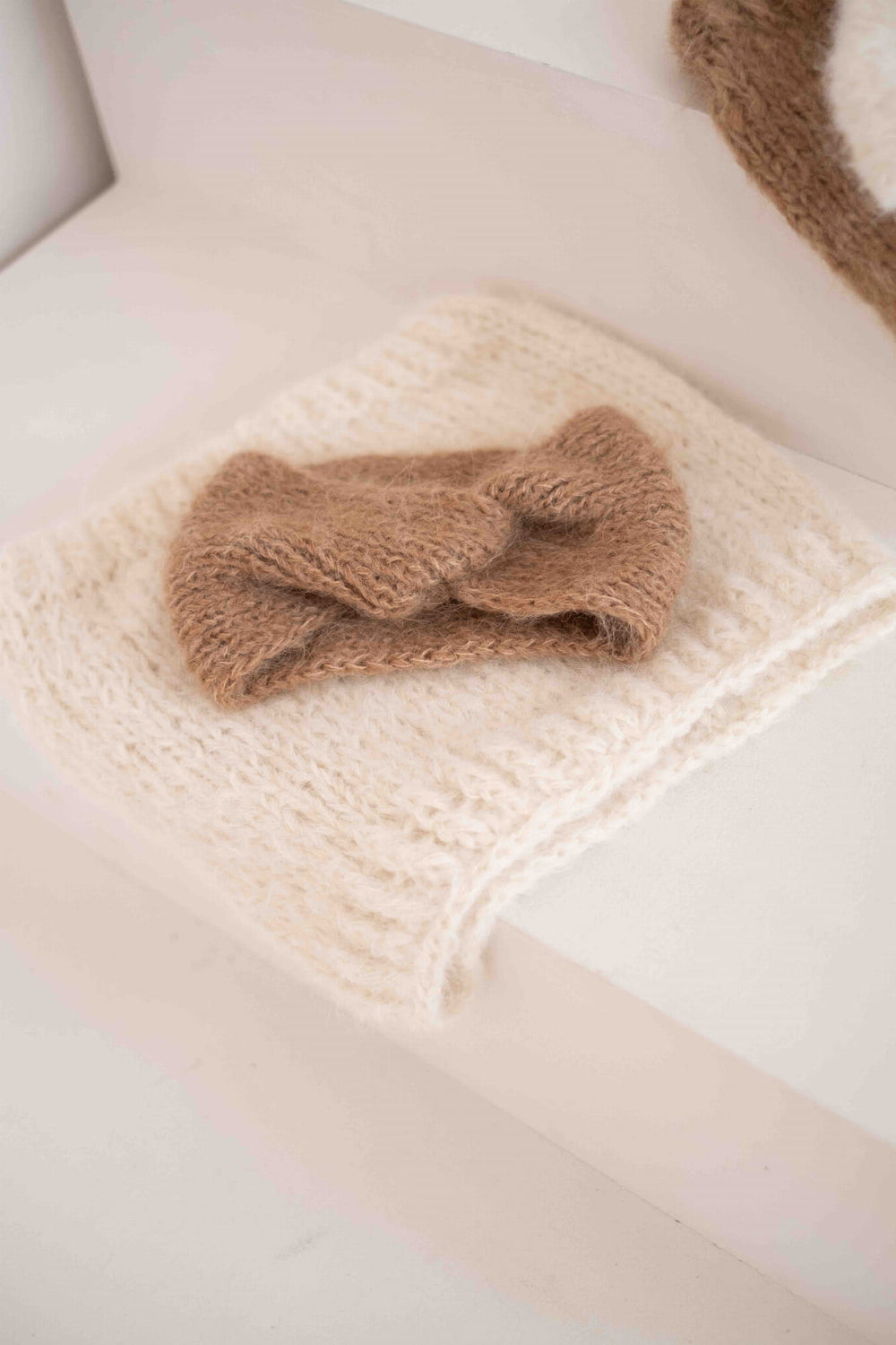 Beżowa opaska i komin w kolorze naturalnym, Sirka handmade  