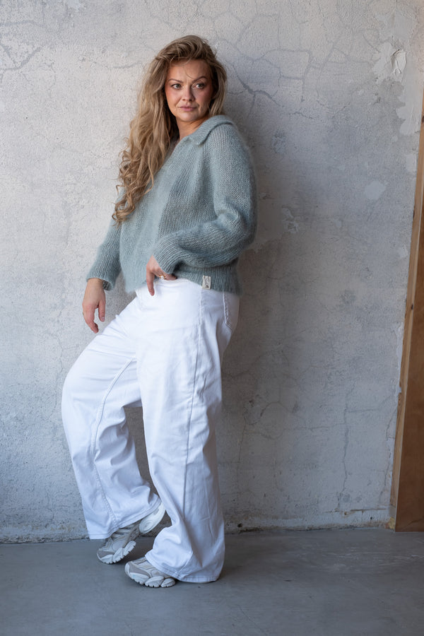 Sweter Matylda, z kołnierzykiem, handmade