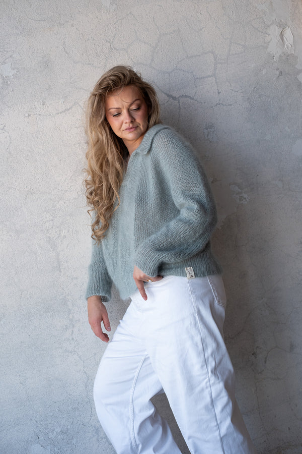 Sweter Matylda, z kołnierzykiem, handmade