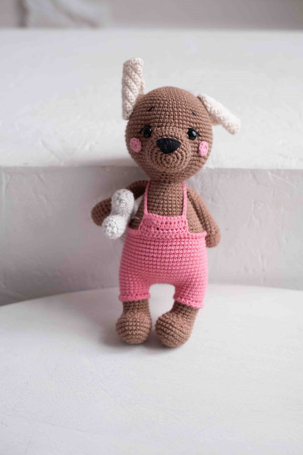 Piesek Lola robiony na szydełku Sirka handmade