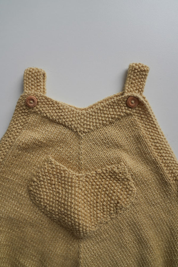 Dziecięce bloomersy z serduszkiem w żółtym kolorze robione ręcznie Sirka handmade