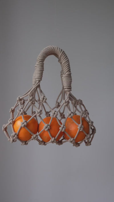 Ręcznie robiona torebka Poly z pomarańczami w środku Sirka handmade