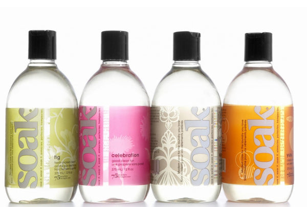 4 butelki płynu do prania delikatnych tkanin SOAK 375 ml o zapachu fig, celebration, scentless, yuzu